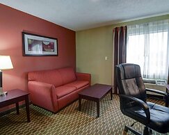 Quality Inn & Suites Pine Bluff