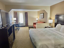 Quality Inn & Suites Pine Bluff
