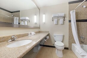 Comfort Suites Oceanside Camp Pendleton Area