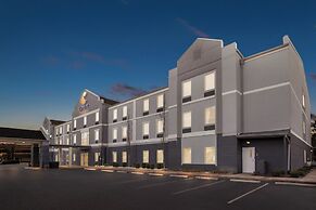 Comfort Suites At Rivergate Mall