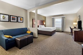 Comfort Suites At Rivergate Mall