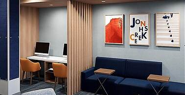 Holiday Inn Express Gloucester by IHG