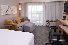 Courtyard by Marriott Milwaukee Brown Deer