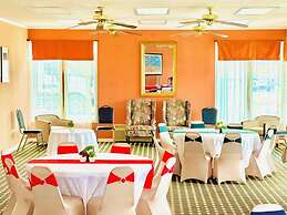 Travelodge by Wyndham Thomasville AL