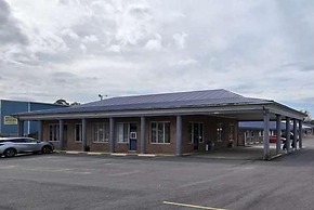 Travelodge by Wyndham Thomasville AL