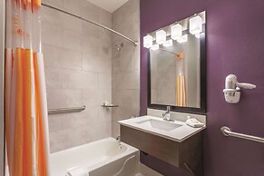 La Quinta Inn & Suites by Wyndham Hopkinsville