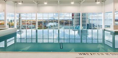 Hilton Niagara Falls/Fallsview Hotel & Suites