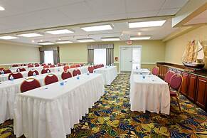 Holiday Inn Express Hotel & Stes Port Clinton-Catawba Island, an IHG H