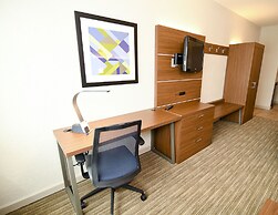 Holiday Inn Express Hotel & Stes Port Clinton-Catawba Island by IHG