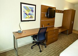 Holiday Inn Express Hotel & Stes Port Clinton-Catawba Island by IHG