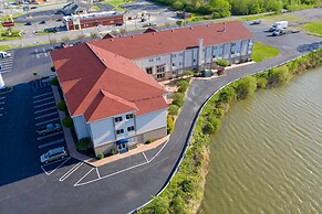 Holiday Inn Express Hotel & Stes Port Clinton-Catawba Island by IHG
