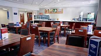 Holiday Inn Express Leeds East by IHG
