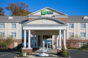 Holiday Inn Express & Suites Youngstown N (Warren/Niles) by IHG