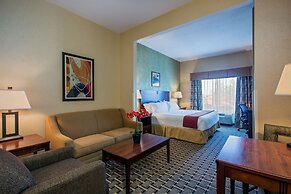 Holiday Inn Express & Suites Youngstown N (Warren/Niles) by IHG