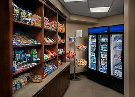 Hampton Inn & Suites Milwaukee Downtown