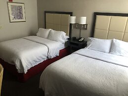 Hampton Inn & Suites Milwaukee Downtown