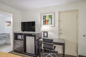Quality Inn & Suites Conference Center