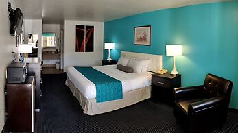 Howard Johnson by Wyndham Holbrook