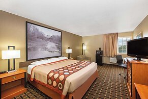 Super 8 by Wyndham Ottawa