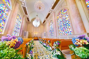 RIHGA Royal Hotel Osaka, Vignette Collection by IHG