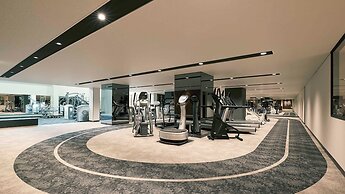 RIHGA Royal Hotel Osaka, Vignette Collection by IHG