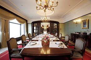 RIHGA Royal Hotel Osaka, Vignette Collection by IHG