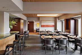 RIHGA Royal Hotel Osaka, Vignette Collection by IHG