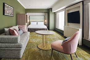 RIHGA Royal Hotel Osaka, Vignette Collection by IHG