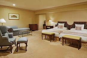 RIHGA Royal Hotel Osaka, Vignette Collection by IHG