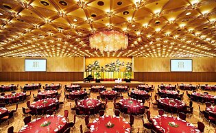 RIHGA Royal Hotel Osaka, Vignette Collection by IHG