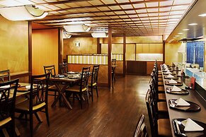 RIHGA Royal Hotel Osaka, Vignette Collection by IHG