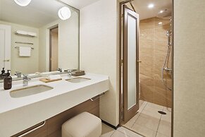 RIHGA Royal Hotel Osaka, Vignette Collection by IHG