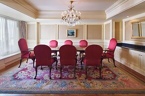 RIHGA Royal Hotel Osaka, Vignette Collection by IHG