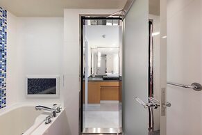 RIHGA Royal Hotel Osaka, Vignette Collection by IHG