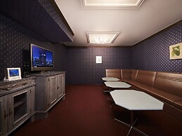 RIHGA Royal Hotel Osaka, Vignette Collection by IHG