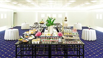 RIHGA Royal Hotel Osaka, Vignette Collection by IHG