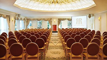 RIHGA Royal Hotel Osaka, Vignette Collection by IHG