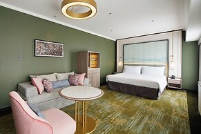 RIHGA Royal Hotel Osaka, Vignette Collection by IHG