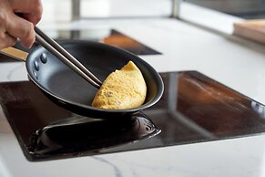 RIHGA Royal Hotel Osaka, Vignette Collection by IHG