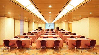 RIHGA Royal Hotel Osaka, Vignette Collection by IHG