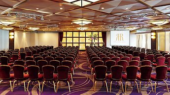 RIHGA Royal Hotel Osaka, Vignette Collection by IHG