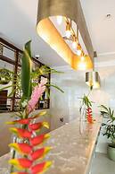 The Courtleigh Hotel and Suites