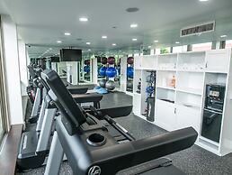 The Courtleigh Hotel and Suites