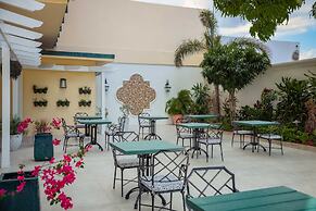 The Courtleigh Hotel and Suites