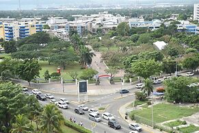 The Courtleigh Hotel and Suites