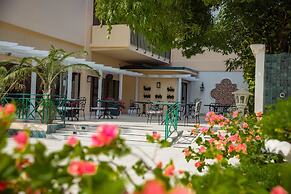 The Courtleigh Hotel and Suites