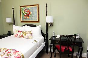 The Courtleigh Hotel and Suites