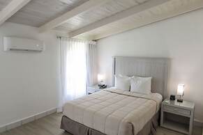 Trade Winds Hotel