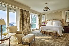 Four Seasons Hotel Cairo at First Residence