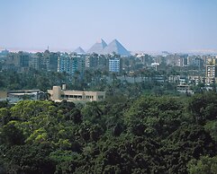 Four Seasons Hotel Cairo at First Residence